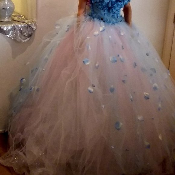 SAMPLE GOWN SET ONLY - PRUDENCE Blue Bloom Pink Feather Wedding Ballgown Set - Picture 7 of 9